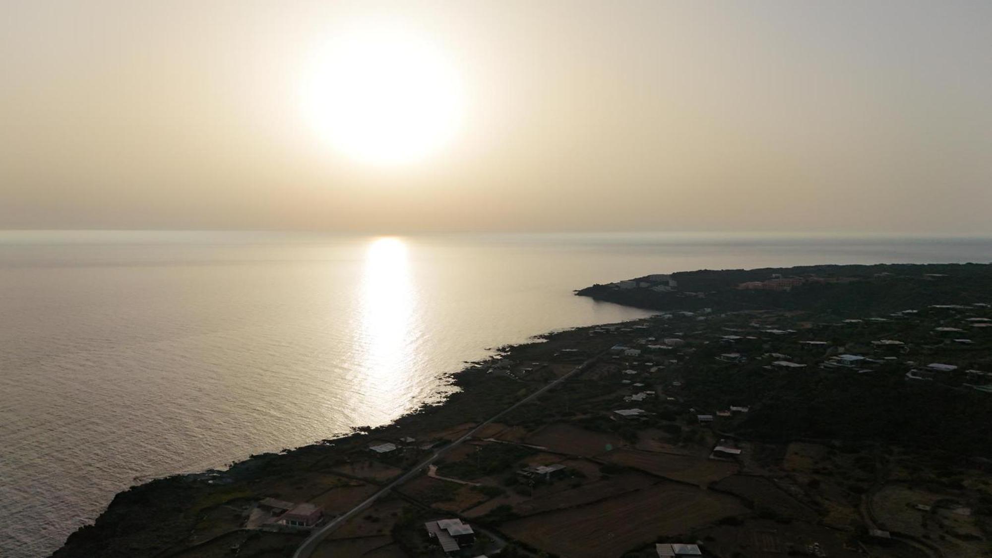 Dammuso Tuffo Nel Mare Vila San Michele  Exterior foto